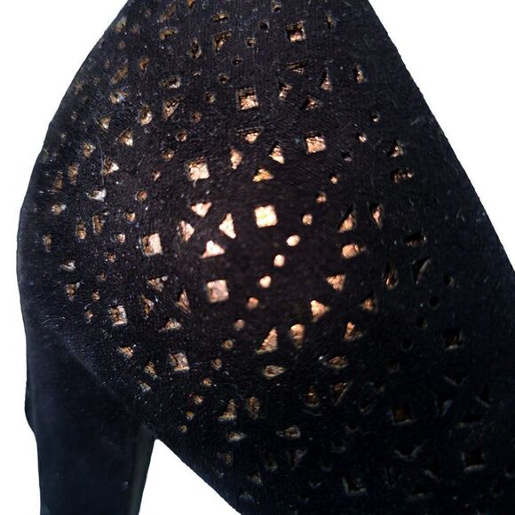 Juicy COUTURE velvety black peek-a-boo Heels - Picture 5 of 9